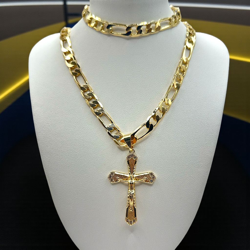 Cadena y esclava Cartier de 8mm con Cristo  en oro laminado de 18K