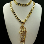 Cadena y esclava Barbada de 8mm con San Judas Blanco en oro laminado de 18K