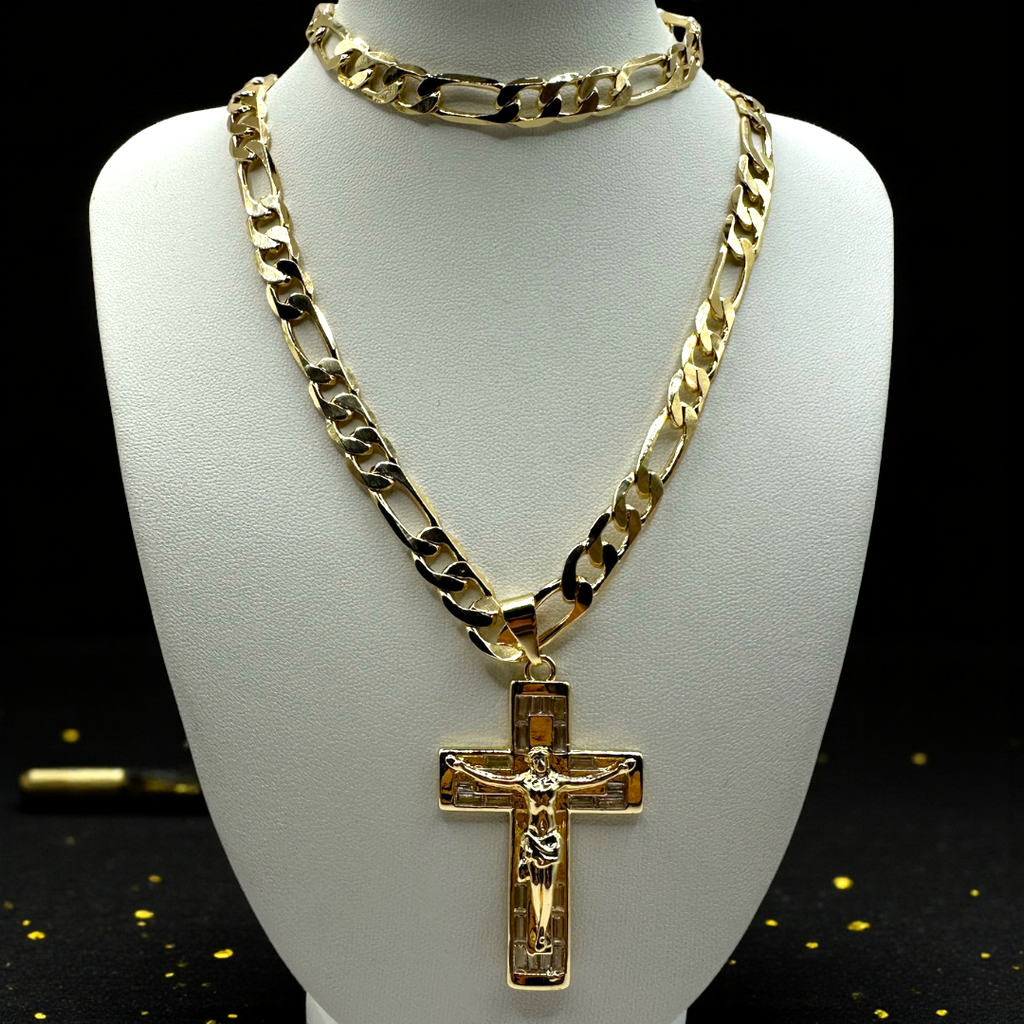 Cadena y esclava Cartier de 8mm con Cristo en oro laminado de 18K