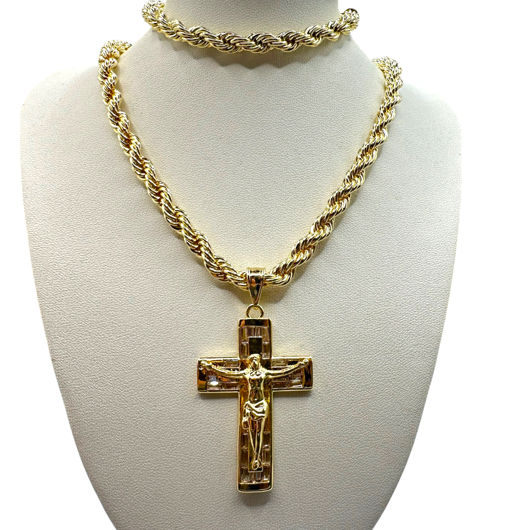 Cadena y esclava Torzal de 5mm con Cristo en oro laminado de 18K