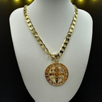 Cadena Barbada de 8mm Con San Benito en Oro Laminado de 18K