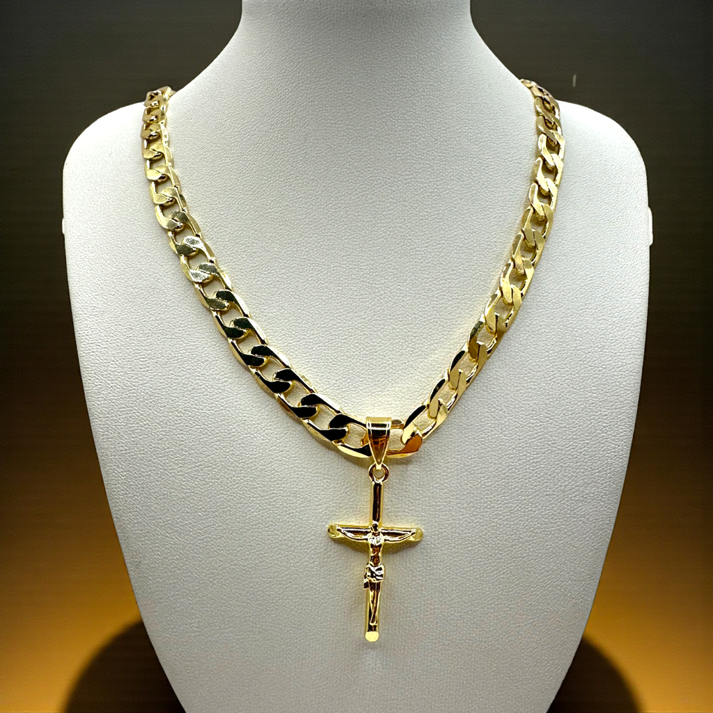Cadena Barbada 8mm Con Cristo en Oro Laminado de 18K
