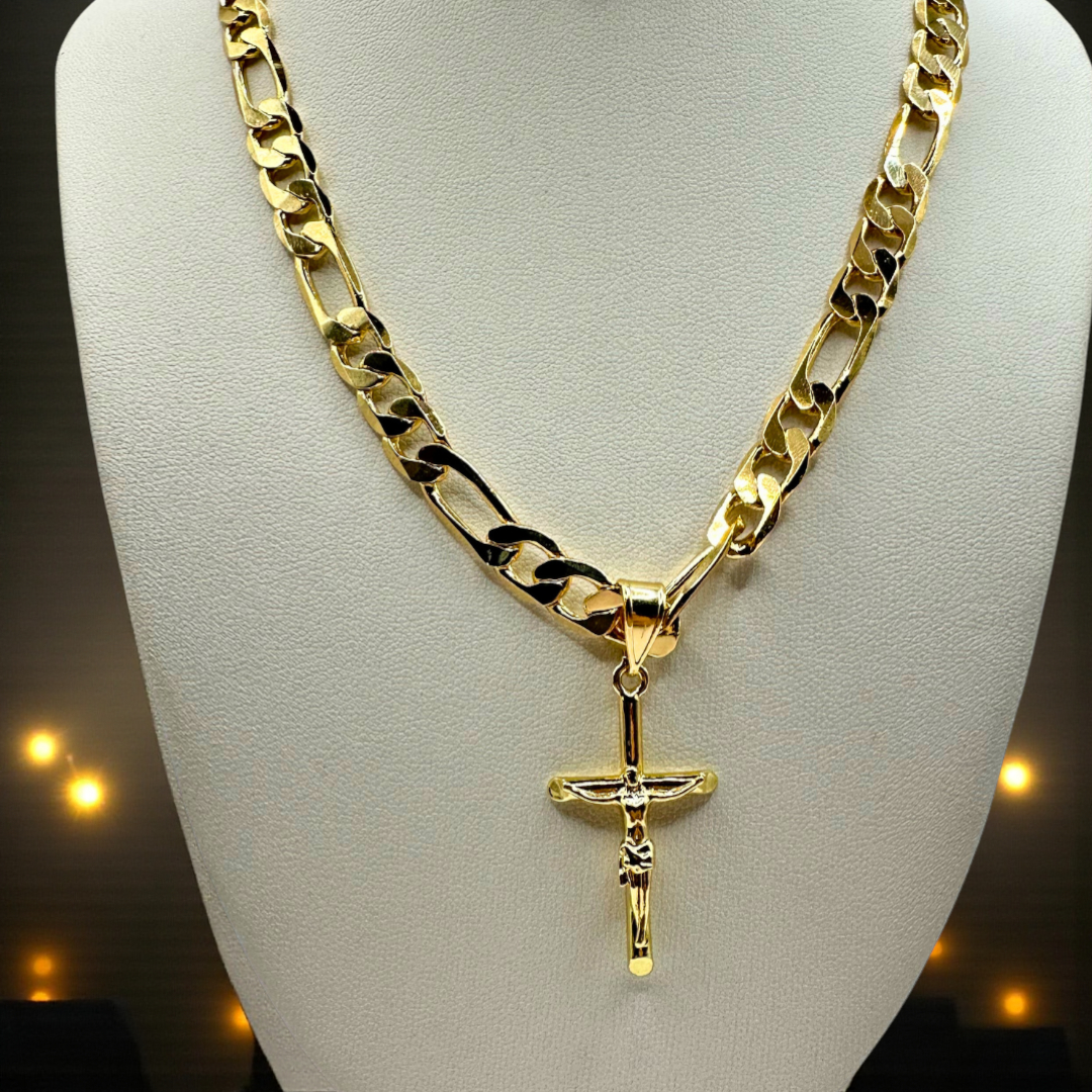 Cadena Cartier 8mm Con Cristo en Oro Laminado de 18K