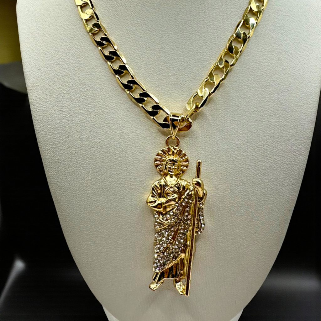 Cadena Barbada 8mm Con San Judas Blanco en Oro Laminado de 18K